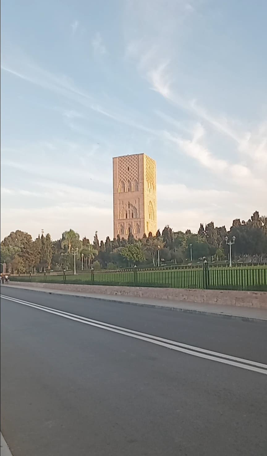🗺️ Guide Foodie : Où Manger à Agdal (Rabat) ? 3 Adresses Incontournables Près de la Gare